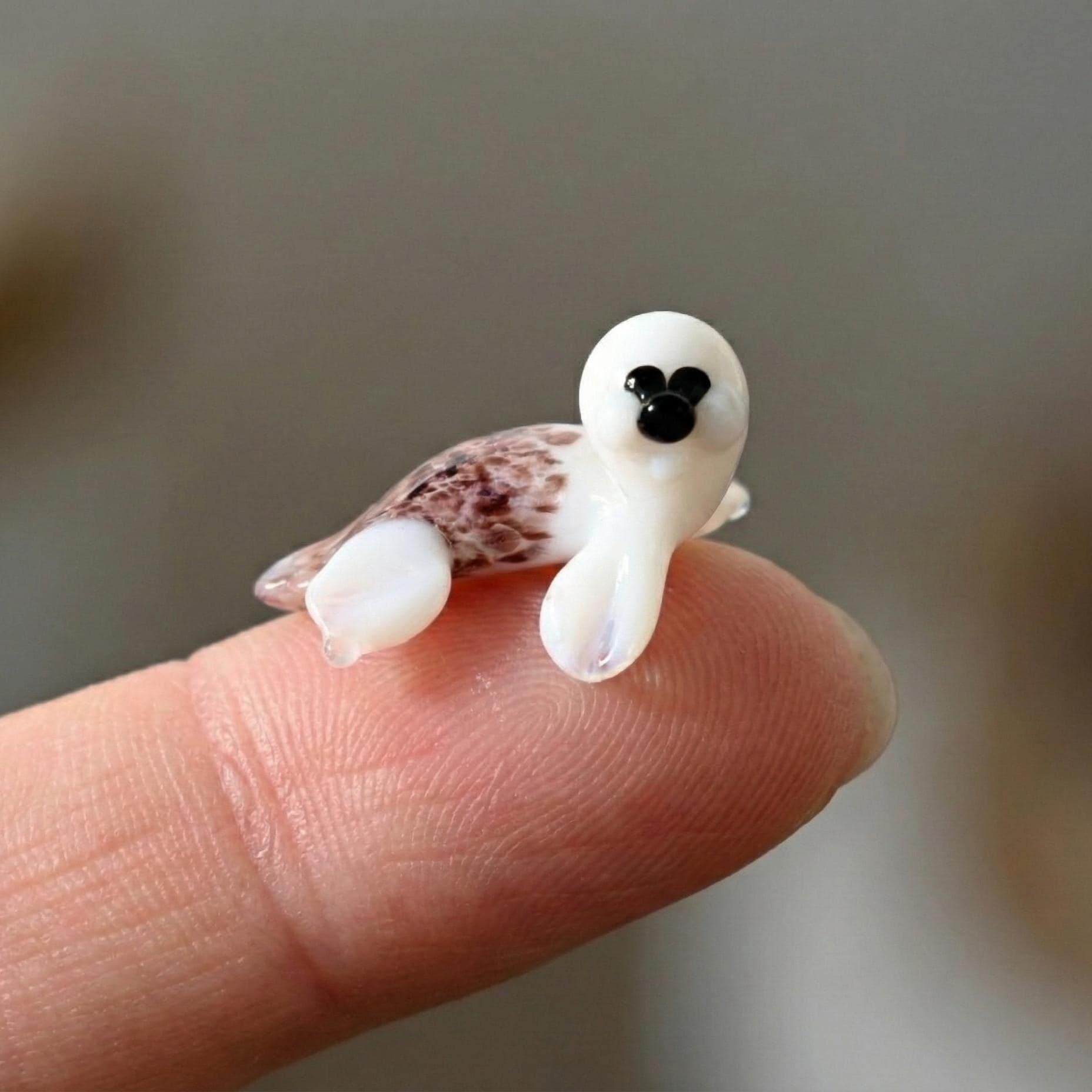 Seal, Ocean Decor, Tiny Glass Animals, Sea Creatures, Ocean Art, Mini Glass Animals, Sea Animals, Glass Figures, White Seal, Miniature