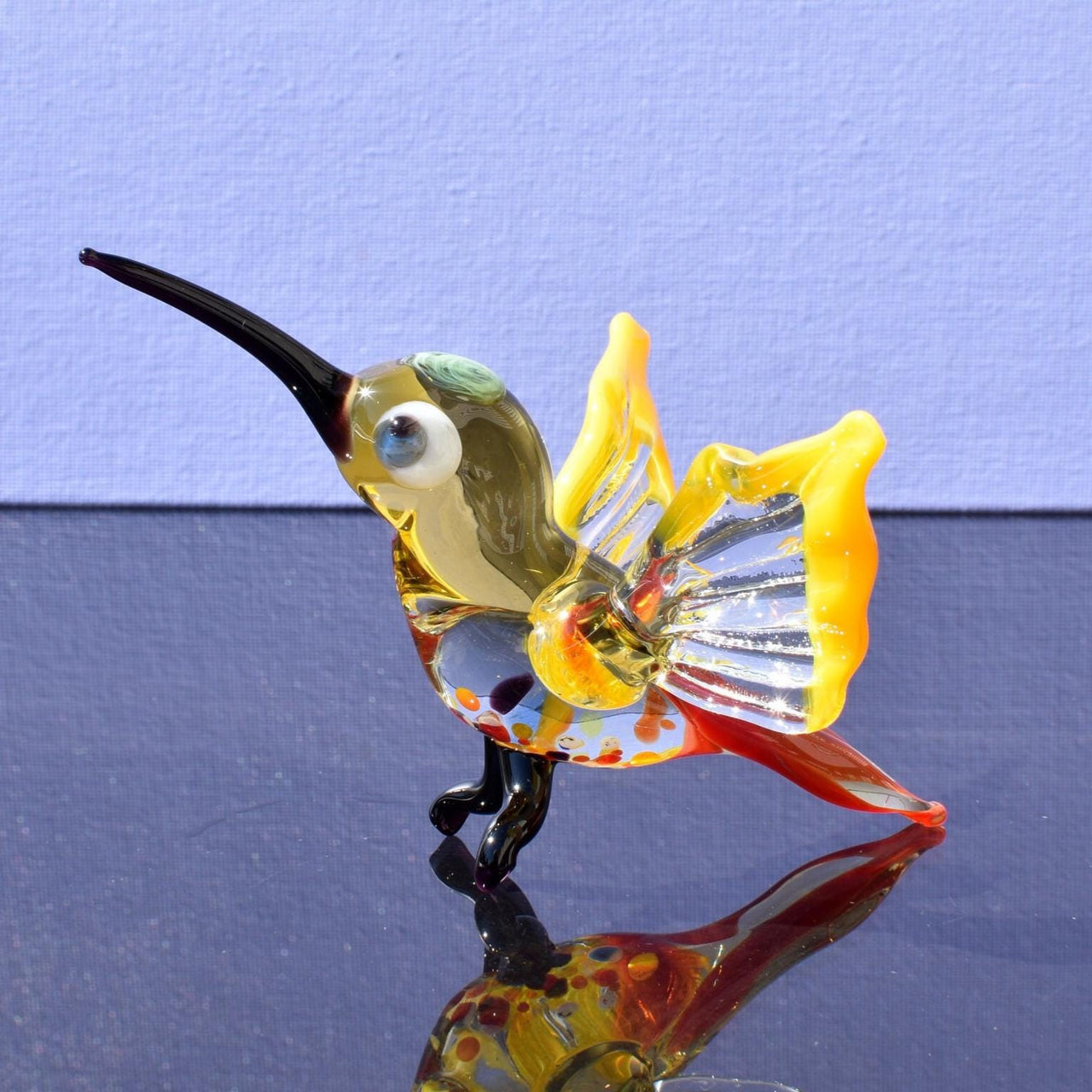 Humming Bird, Glass Hummingbird Art, Gift for Bird Lovers, Blown Glass Hummingbird Figurine, Hummingbird Gifts, Hummingbird Statue Decor