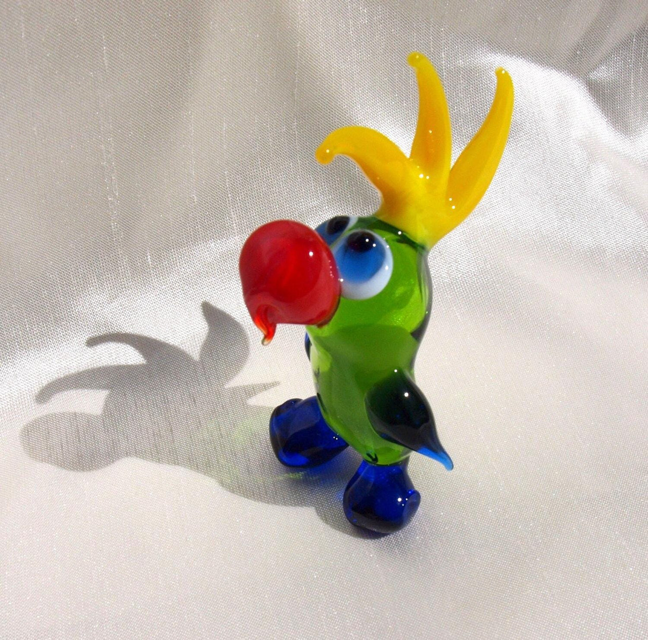 Green Parrot, Parrot Figurine, Glass Bird Sculpture, Gift for Bird Lovers, Blown Glass Bird Figurine, Glass Parrot, Blown Glass Animals Art
