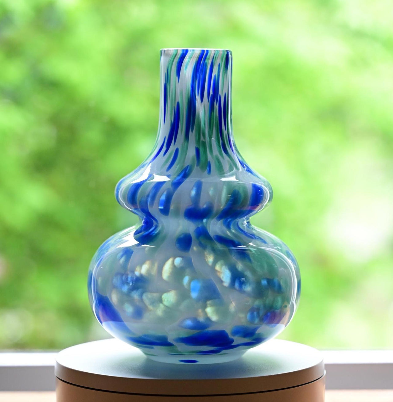 Blue and White Vase, Hand Blown Glass Vase, Art Glass Vase, Glass Flower Vase, Blown Glass Vase, Glass Vase, Spring Decor, Birthday Gift
